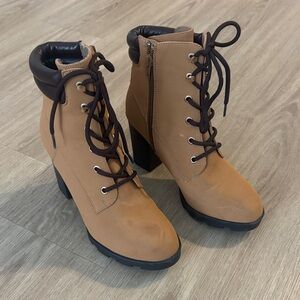 NWOT Bamboo Tan Lace-Up Ankle Boots